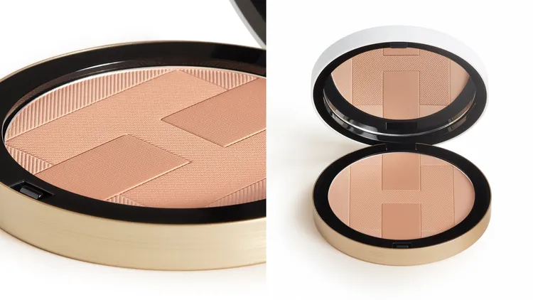 三色煥顏礦物蜜粉餅#01 Tottori沙丘米色調，3450元。品牌提供