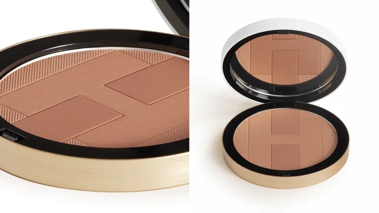 三色煥顏礦物蜜粉餅#04 Sienne赭色調，3450元。品牌提供