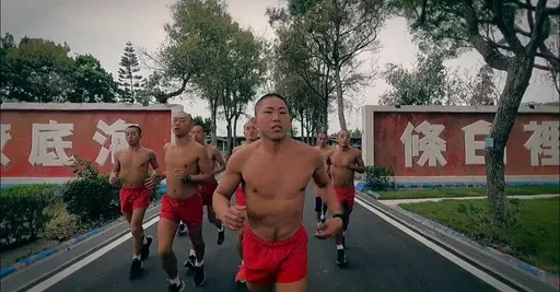 獨家|高雄軍營水管一修半個月 女學員哀號!寒流低溫襲擊還洗冷水澡
