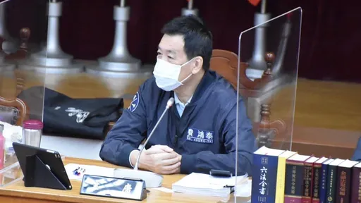 費鴻泰秀立院抗爭傷勢「我叫沒戰力？」　自信立委初選能贏徐巧芯