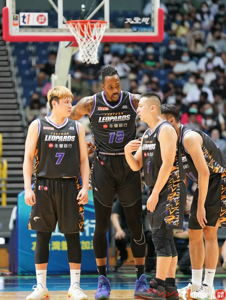 霍華德努力帶領隊友成長。    T1提供