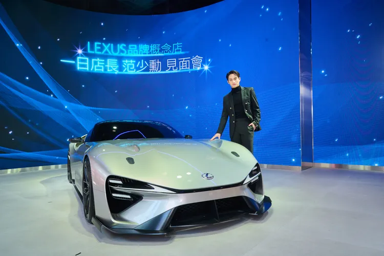 范少勳擔任1日店長。LEXUS提供