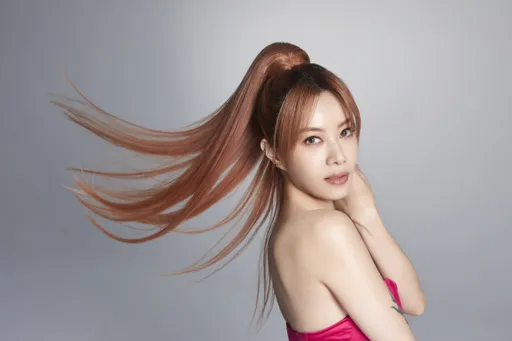 徐懷鈺要把個唱變大型KTV　主視覺大露肩背超火辣