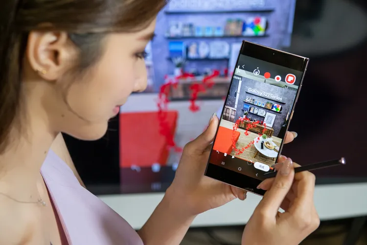 三星正式推出Galaxy S23系列手機。業者提供