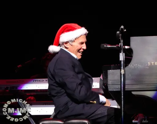 94歲美國傳奇作曲家逝世!創作500多首 逾1200名藝人演唱過