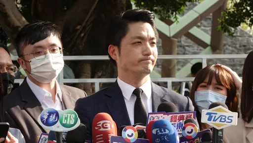 蒋万安以市长身分致歉「缉烟事件」 绿议员批:敷衍且残忍!上对下施舍