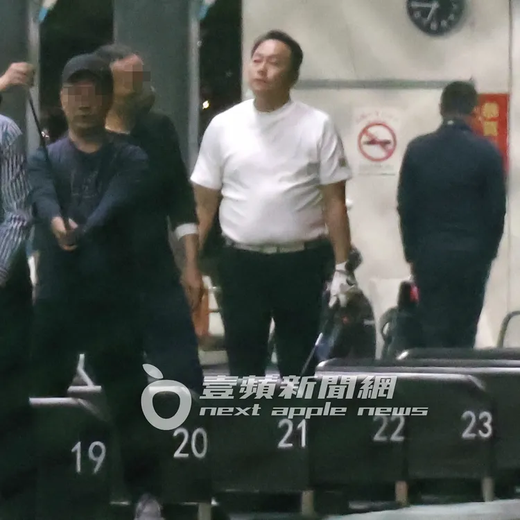 張克帆（中）運動之後，心情看似輕盈許多。特勤中心攝