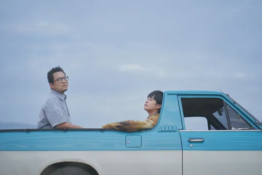 蘇打綠追車連續騎5小時　跨欄般華麗跳上貨卡