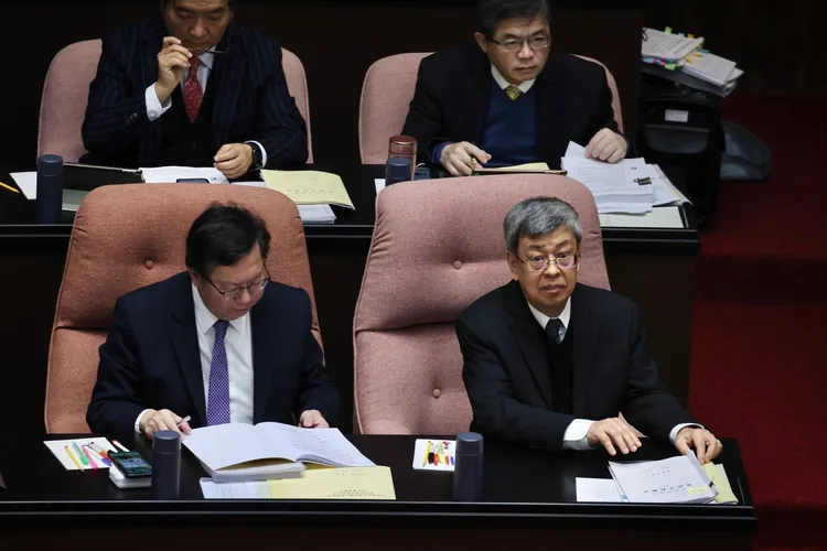 行政團隊今到立院備詢。林林攝