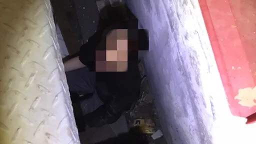 高雄女走出機械停車位　驚悚！下一秒整個人消失了