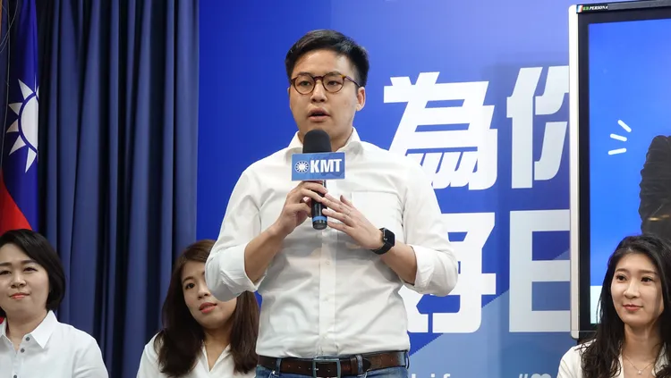 林家興呼籲鄉親勿忘高雄黃俊英選舉時的遺憾。資料照片