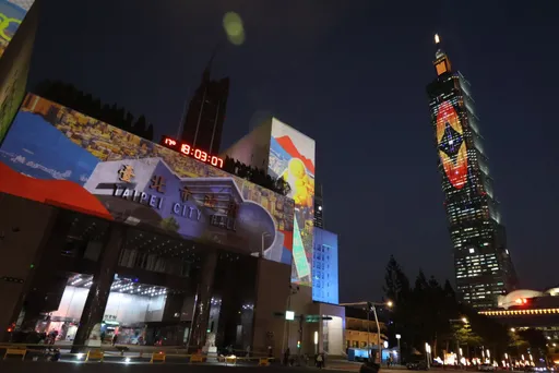 台灣燈會3路線走看台北7大最美燈區 整座城都是設計兔伸展台