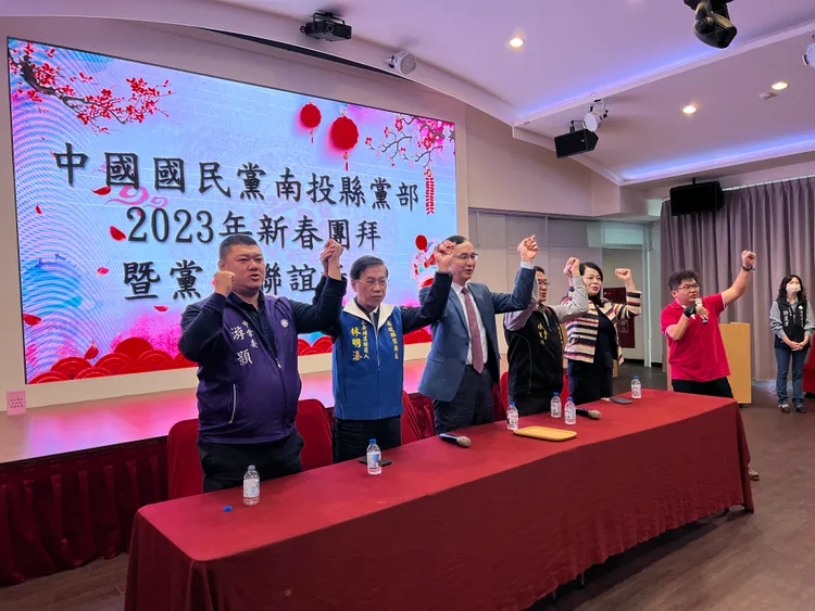 朱立倫呼籲國民黨有團結的心，不管民進黨派多少人，全黨都會團結一致支持林明溱。林明溱競總提供