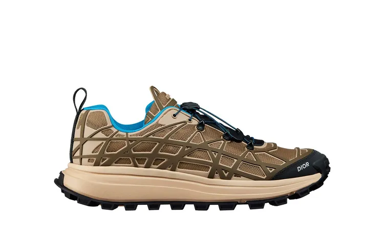 棕色Warp Cannage網眼B31運動鞋，3萬6000元。品牌提供