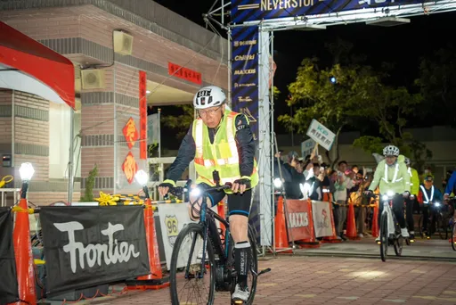 辣個柯P太強了！剛走9天8夜白沙屯又騎一日北高　21小時抵達畫面曝