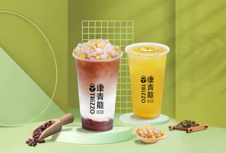 228連假享好康，康青龍會員連續5天買1送1。業者提供