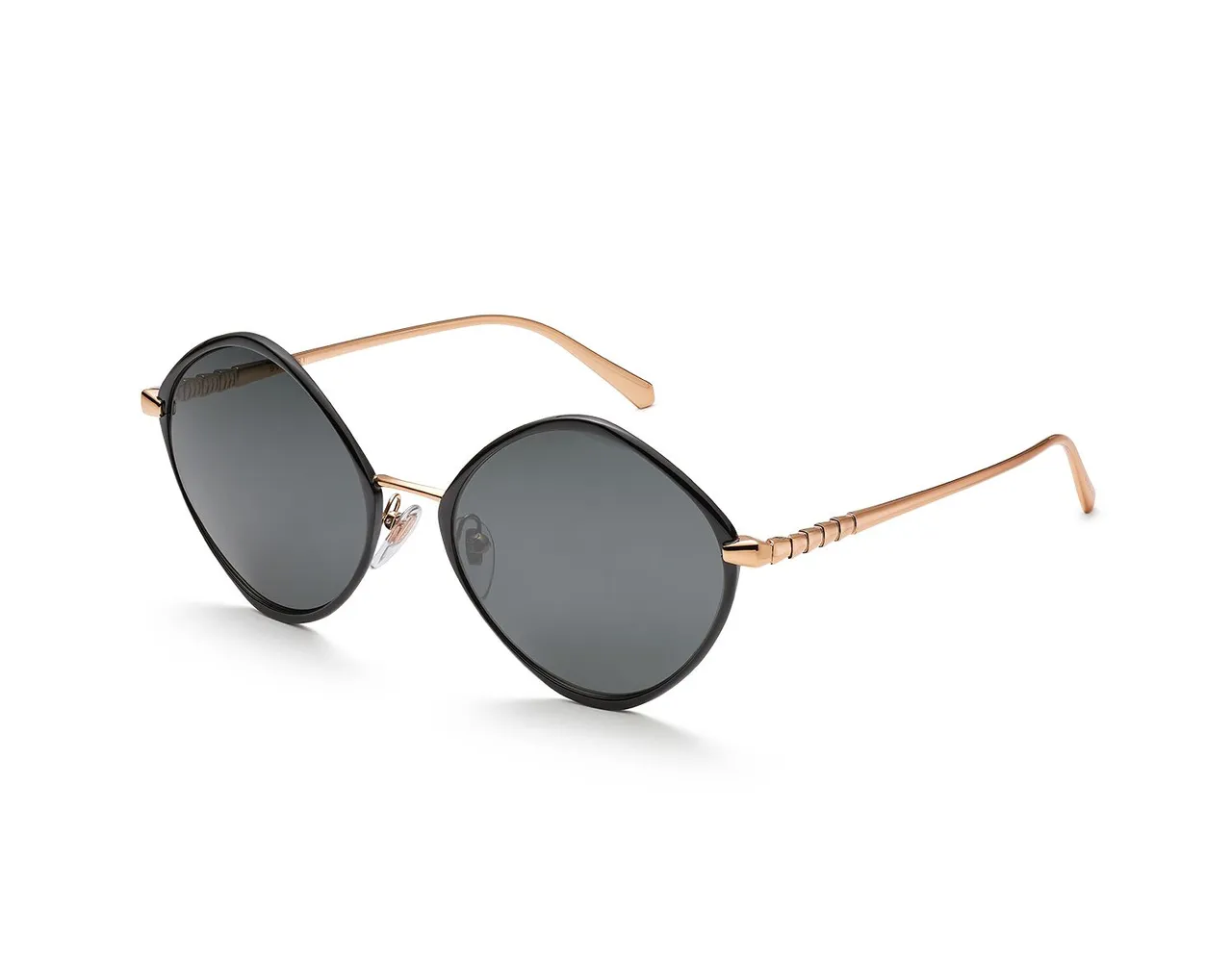 寶格麗2023秋冬Serpenti菱形金屬太陽眼鏡,約3萬3400元。品牌提供