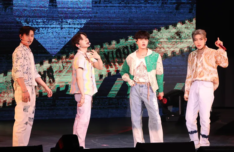 AB6IX睽違3年來台開唱。鄭孟晃攝