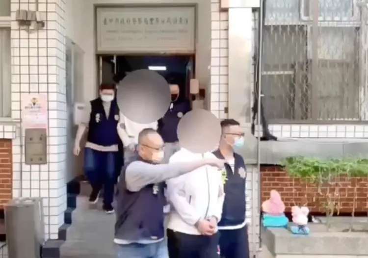 警方訊後將柳姓兄弟、姊姊及友人依妨害公務移送。讀者提供