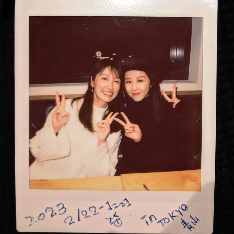 在台北約不到，反而在東京約到了。翻攝邵雨薇IG