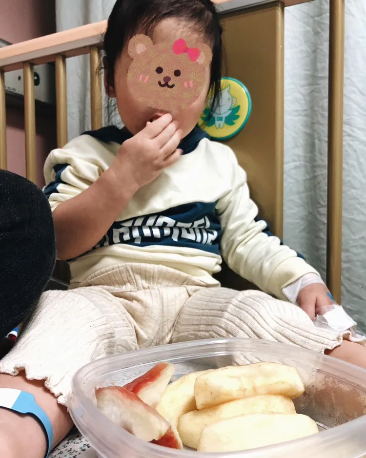 最後發疹才知道，其實只是玫瑰疹，結束一場驚魂記。引自小安臉書