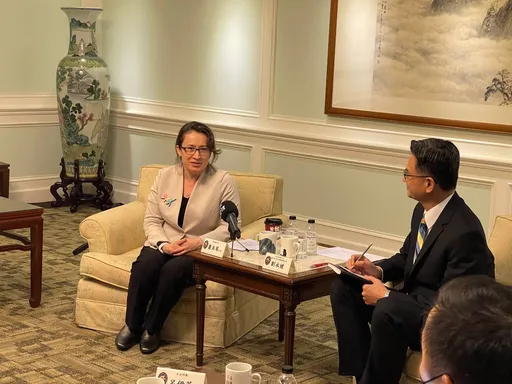 蕭美琴返台了！親揭為了這任務　被問選正副總統一句話回應