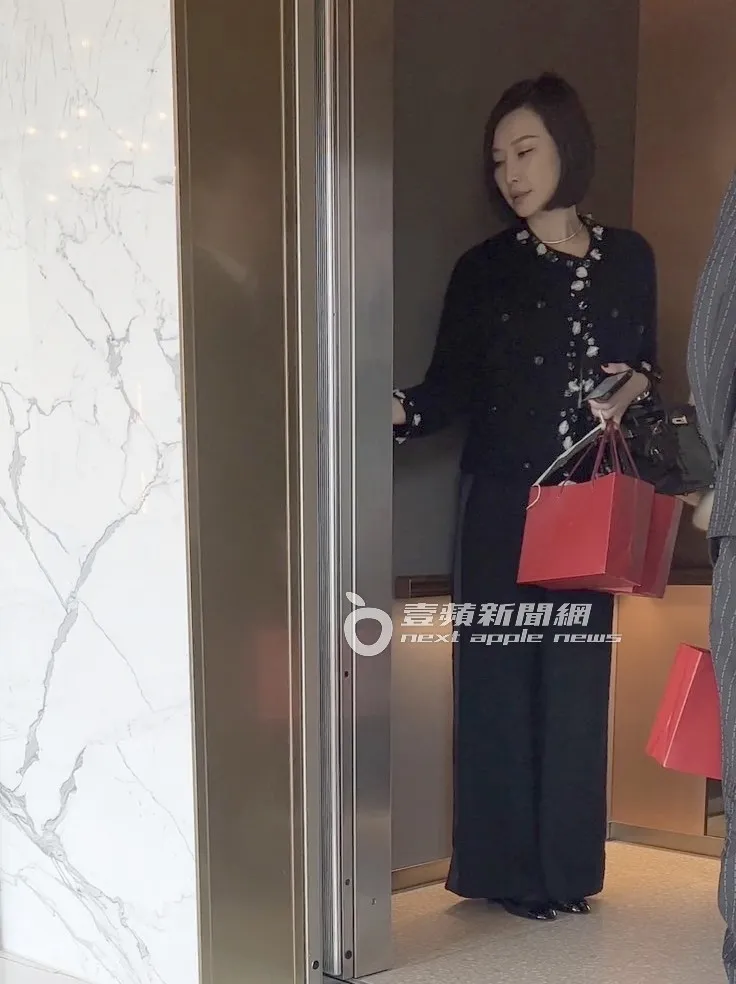 錢德月身材外貌保養得宜，當天獨自出席活動。特勤中心攝