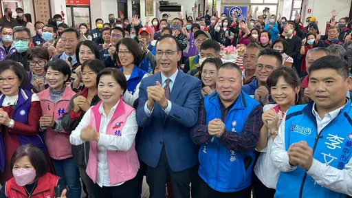 藍營母雞不甩總教練?朱立倫團拜盧秀燕未到 本人尷尬喊「這句話」