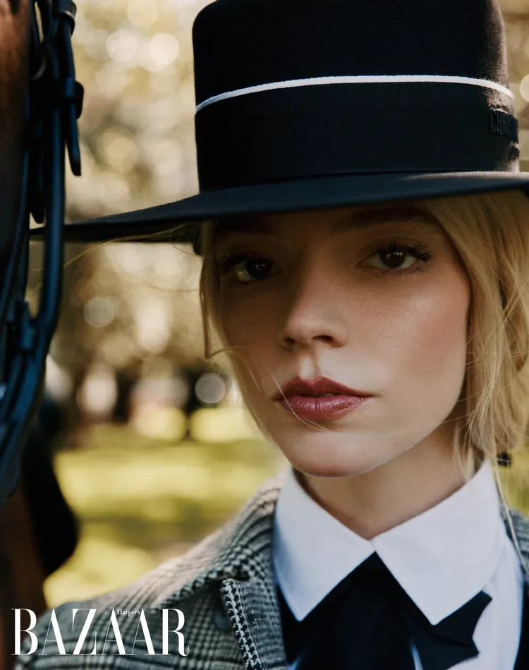 她表示和伴侶相聚時，只喜歡度過平靜的時光。《Harper's BAZAAR》提供