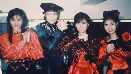 拍戲中接恩師劉文正死訊 方文琳驚愕大哭