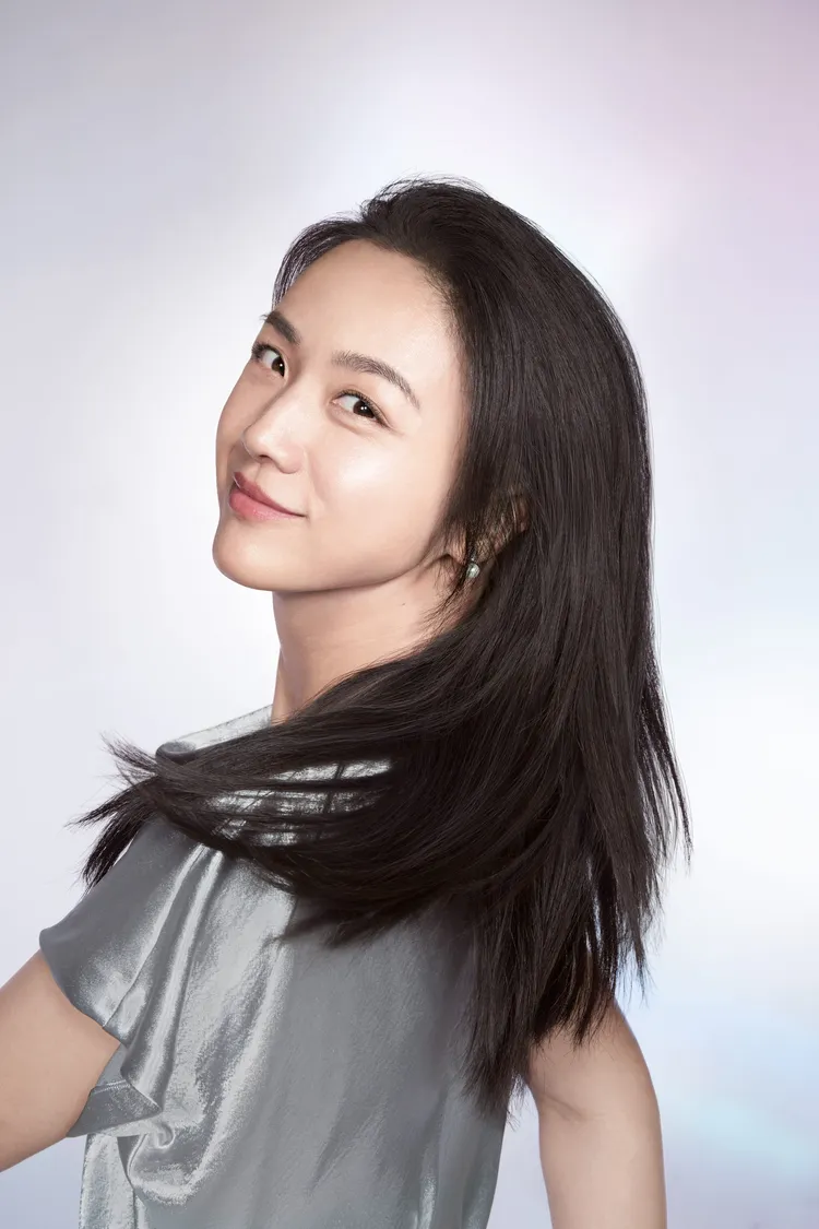 湯唯在SK-II加持下展現「變美的決心」。品牌提供