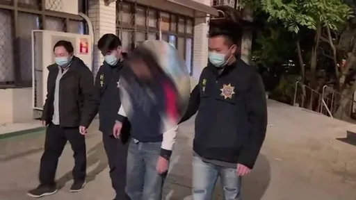 找舊識借2萬遭拒引爆全武行　新北男遭逮！包包內還藏這東西