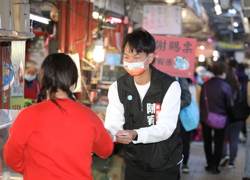 專訪｜港湖拿2.5萬第2高票！「他上她下」五味雜陳　陳宥丞全力關注交通