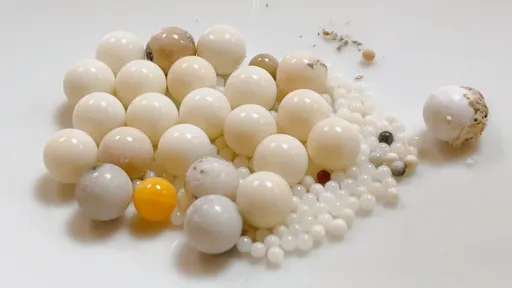 星云大师烧出25颗大舍利子!美如珍珠照曝 佛光山:数量多到难以计数