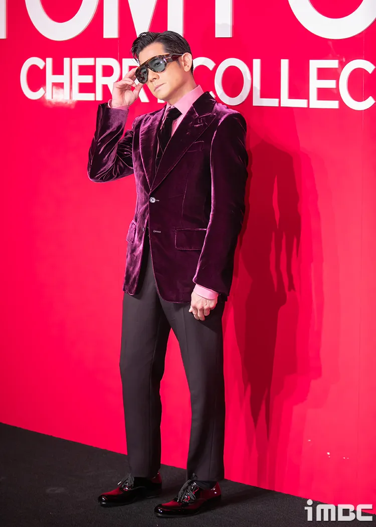 郭富城戴著墨鏡帥氣登場。翻攝imbc