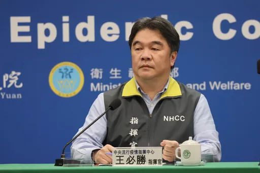 郭台銘快看!王必勝曝BNT次世代疫苗採購進度 「要先過這關」