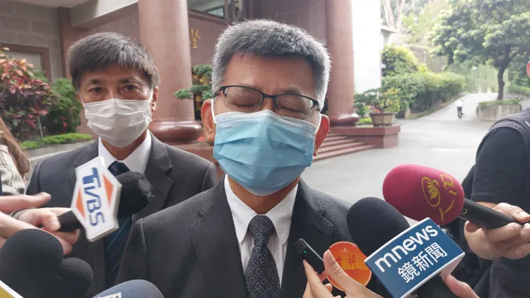 前高雄縣長楊秋興到佛光山弔唁星雲法師。凃建豐攝