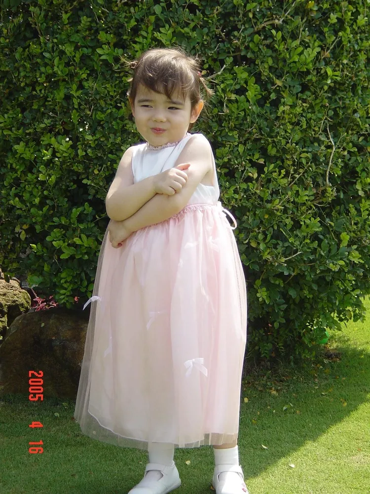 林奕嵐穿澎澎裙做怪表情。周子娛樂提供