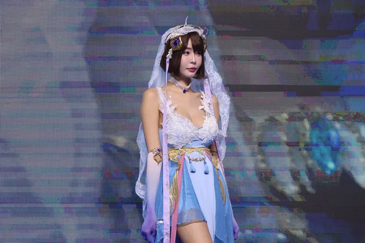 小雪扮演頌神舞曲 ‧ 卡珊德拉。鄭孟晃攝