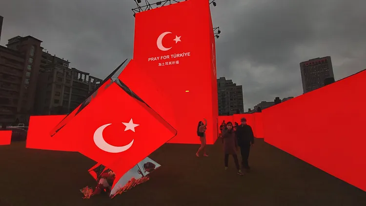 截至昨天晚間5時止，土耳其專案總計接獲捐款18萬5293筆、10億964萬餘元。資料照，莊宗達攝