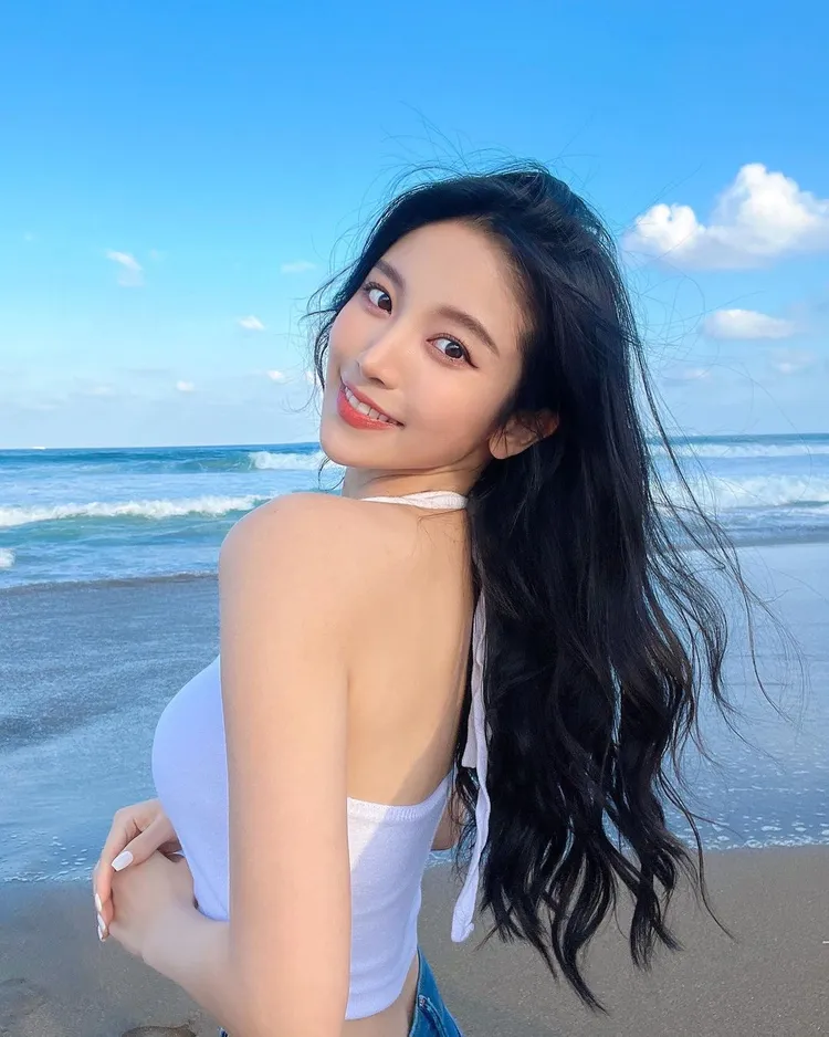 蔡瑞雪氣質出眾，IG有73.4萬位粉絲。翻攝《snowbabyq》的IG