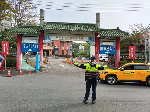 預見228連假提前掃墓人車潮 不怕塞!桃園警祭4招交管疏導來因應