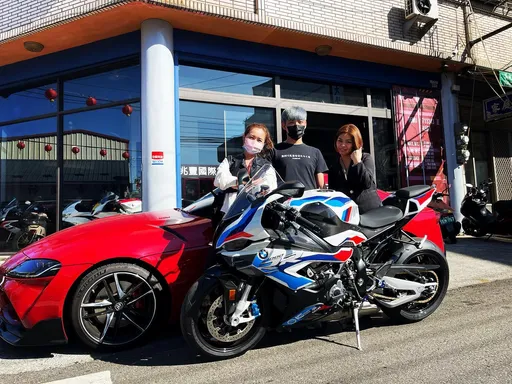 「貸款84期」買百萬重機掀轟動 超狂!小鮮肉再砸248萬買BMW重機