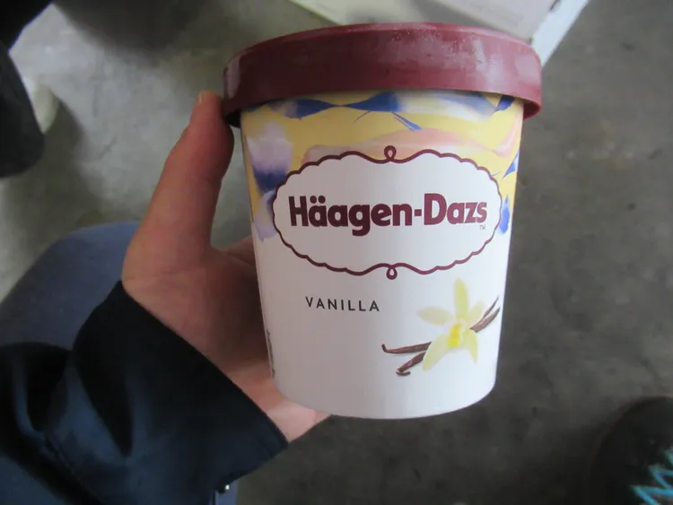 「HAAGEN DAZS」的香草冰淇淋曾被驗出環氧乙烷。食藥署提供