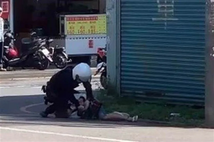 非洲鼓女老師詹慧玲不服盤查遭大外割。資料畫面