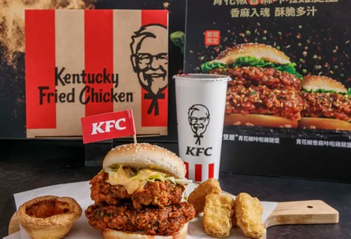 肯德基漢堡咬一口讓他超傻眼　網笑「被升級了」