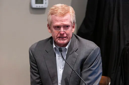 美國名律師被控謀殺妻兒　坦承謊報行蹤、否認犯案