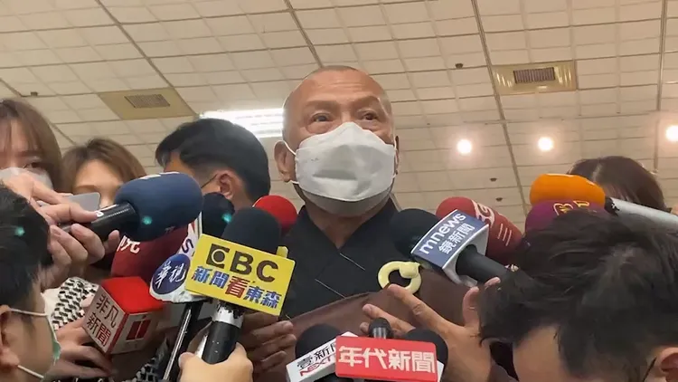 慧傳法師說，人有生老病死，但星雲大師則用「老死病生」的角度看待。翻攝畫面