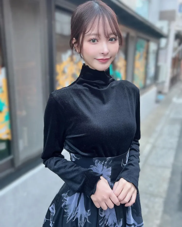 翻攝自桃乃木香奈IG