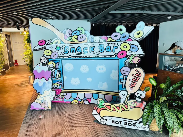 台北燈會期間至KADOKADO台北101觀景台有line打卡場景。業者提供